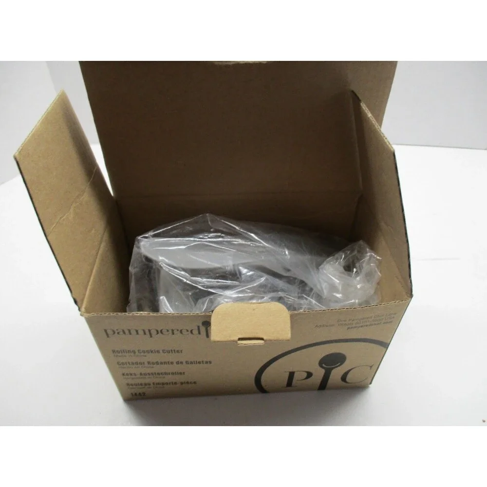 Pampered Chef Rolling Cookie Cutter 1442 Brand New